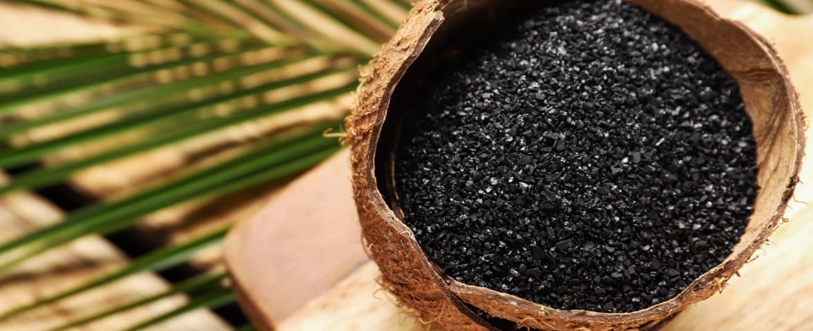 Coconut shell activated carbon suppliers — granular carbon product with raw coconut shells