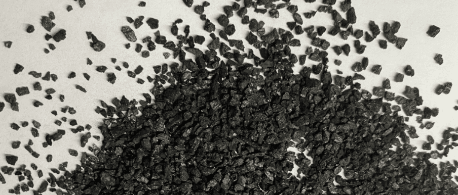 Granular activated carbon for produced water treatment in oil refineries