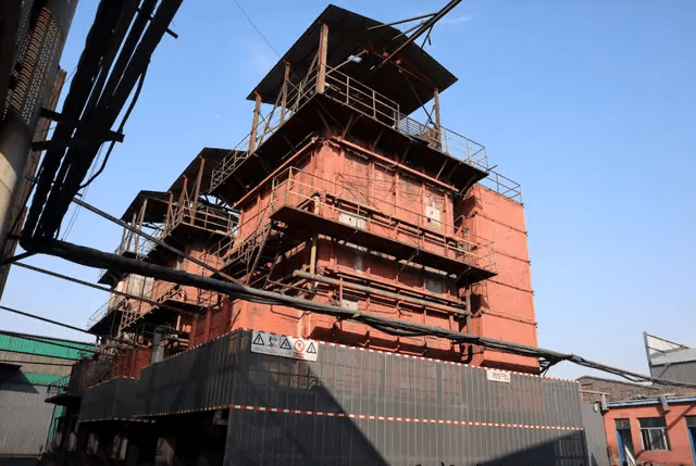 HojeeCarb activation furnace for producing gas-phase activated carbon