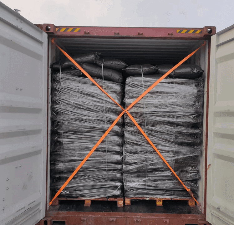 Wholesale activated carbon pallets loaded in export container